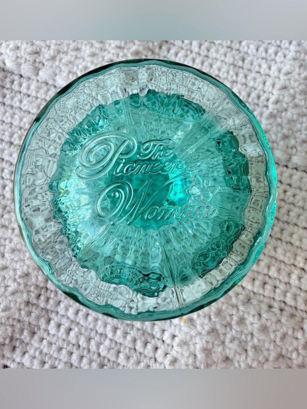 The Pioneer Woman Adeline 10-ounce turquoise glass sundae ice cream dessert cups - Picture 5 of 10